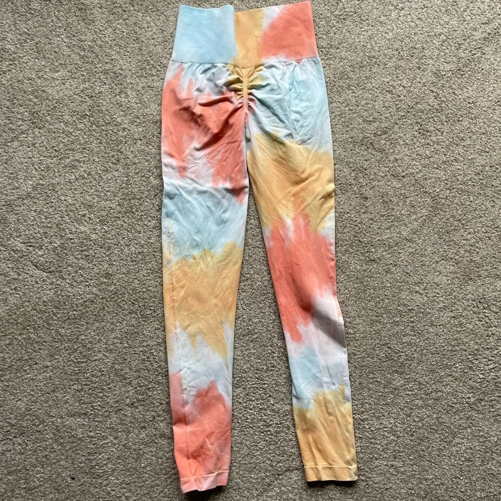 Women’s Scrunch Bottom Leggings - M